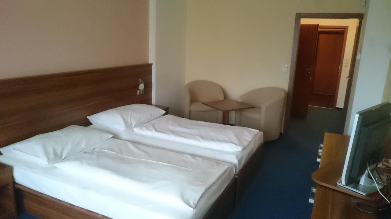 Lipno Wellness - Frymburk Hotel Private Family Room 외부 사진