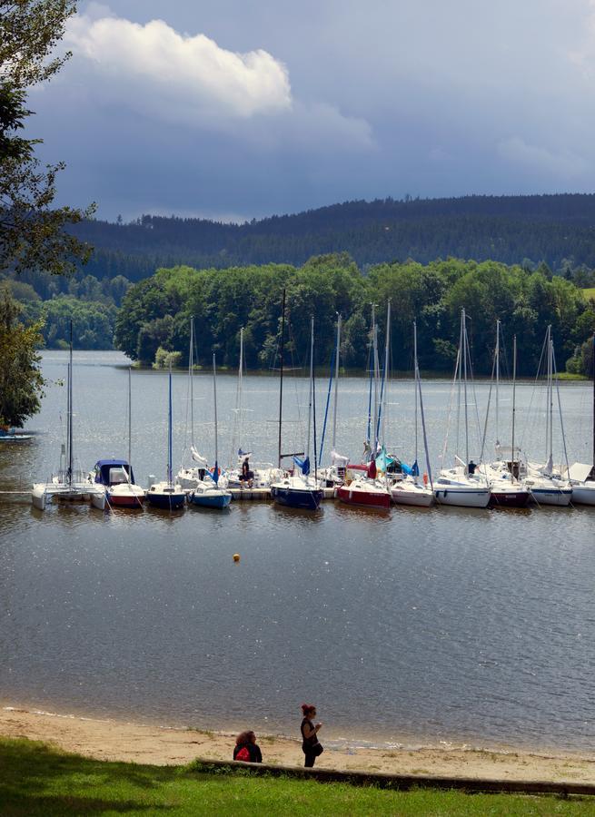Lipno Wellness - Frymburk Hotel Private Family Room 외부 사진