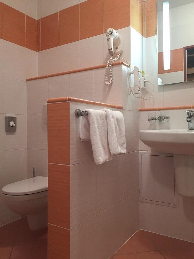 Lipno Wellness - Frymburk Hotel Private Family Room 외부 사진