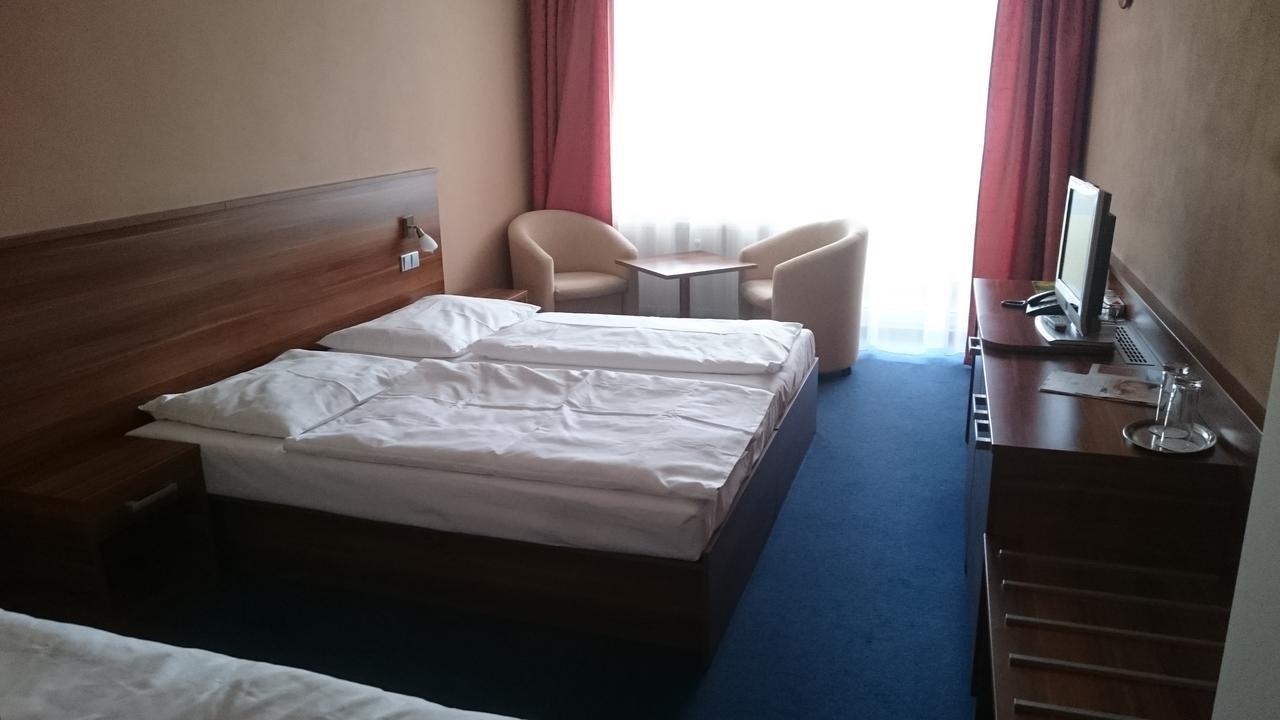 Lipno Wellness - Frymburk Hotel Private Family Room 외부 사진